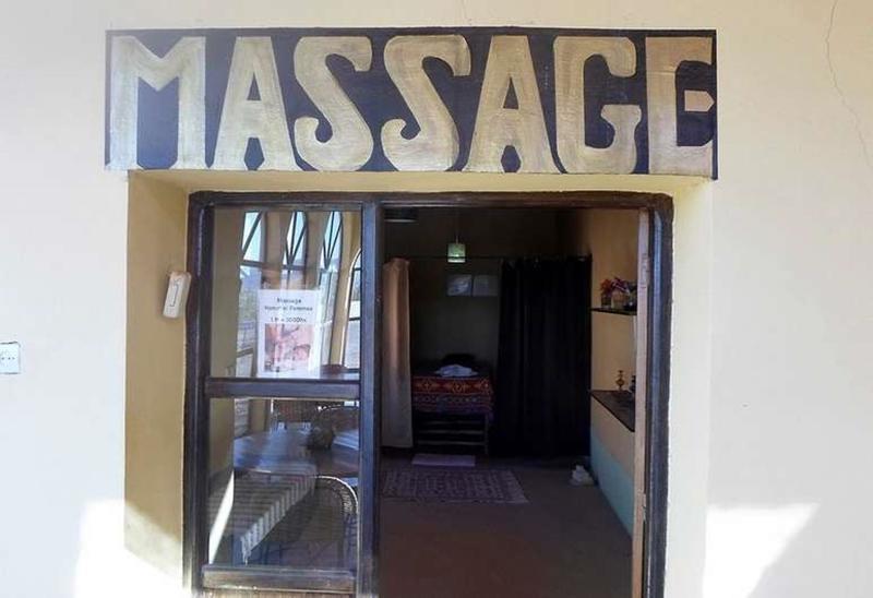 Hotel Lescale De Ouarzazate Tazentoute Esterno foto