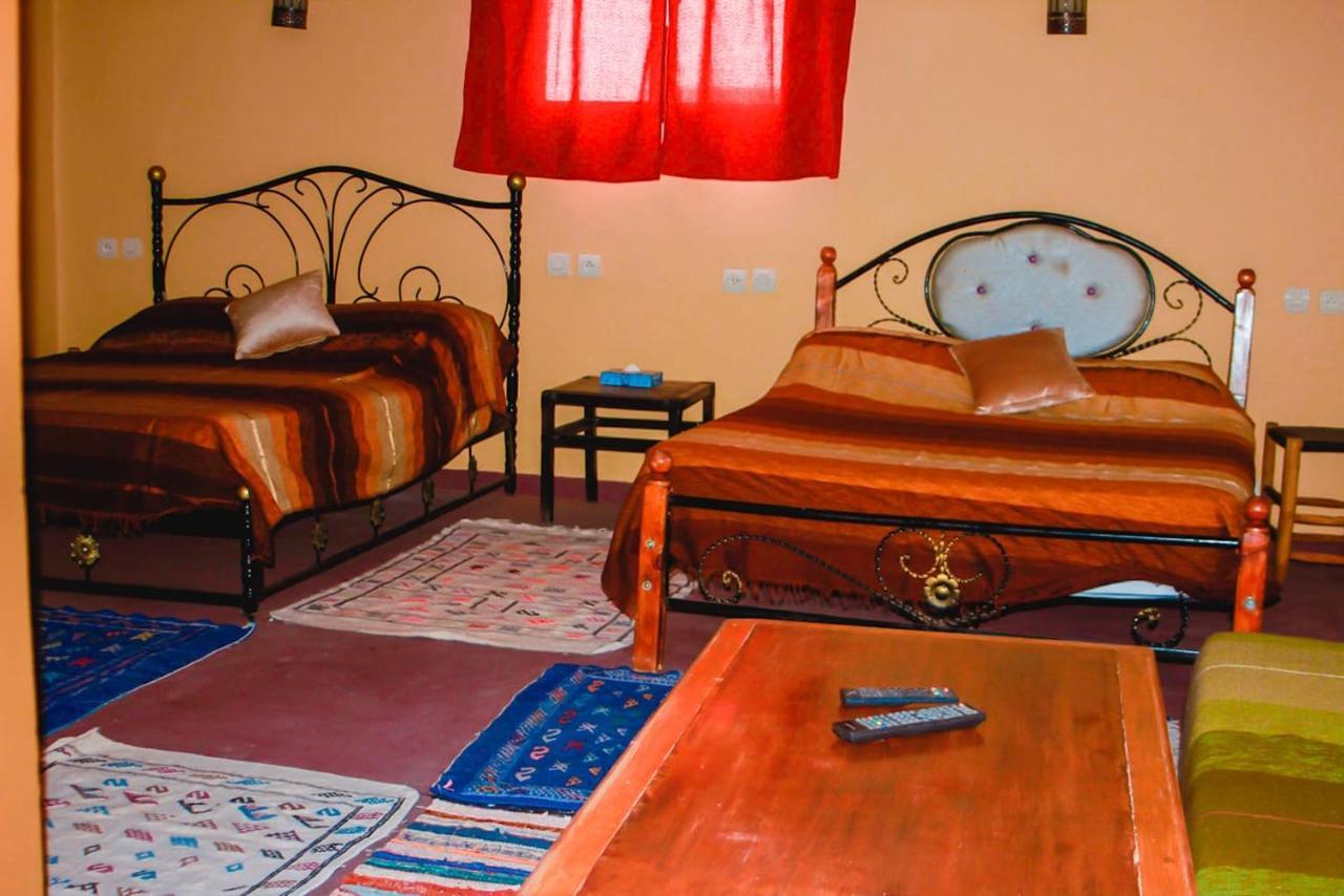 Hotel Lescale De Ouarzazate Tazentoute Esterno foto